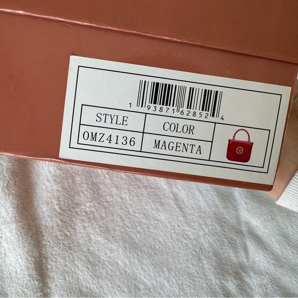 Olivia Miller pink purse handbag - Picture 7 of 7